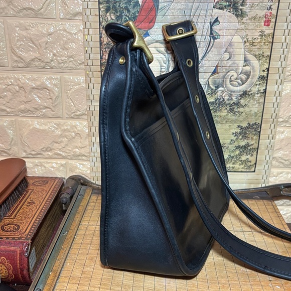 Coach Legacy Zip Black Vintage Leather Shoulder Bag 1997 - Picture 7 of 17